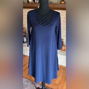 NWT Zenana Premium Navy Blue Criss Cross Chest Flowy Shift Dress, size small.